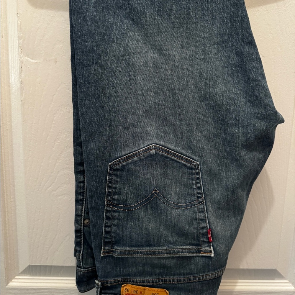 Levi's Men's 505 Blue Jeans